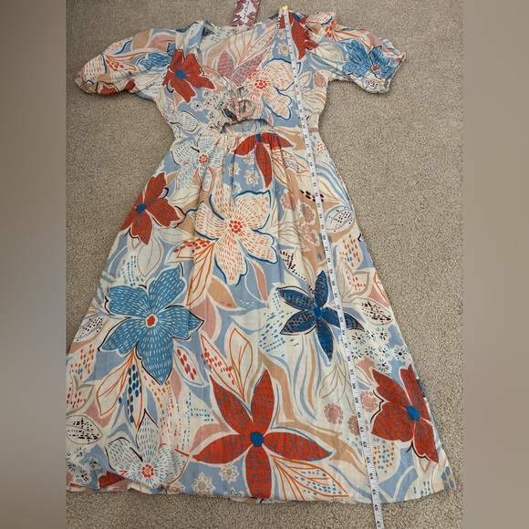 Band Of The Free Womens Floral MIDI Dress small Front Cutout Flowy Summer NWT - Picture 9 of 9